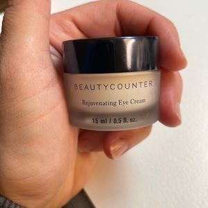 Beautycounter rejuvenating eye cream